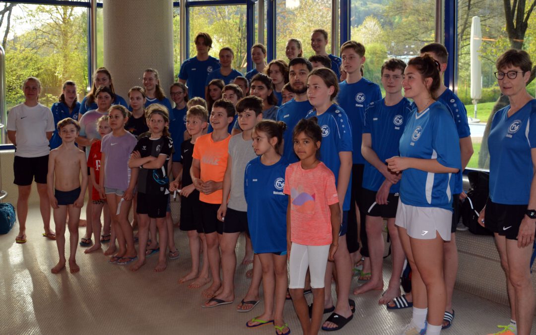 Großes Team des TV Gundelfingen beim Sportkreisschwimmfest im Obermattenbad erfolgreich