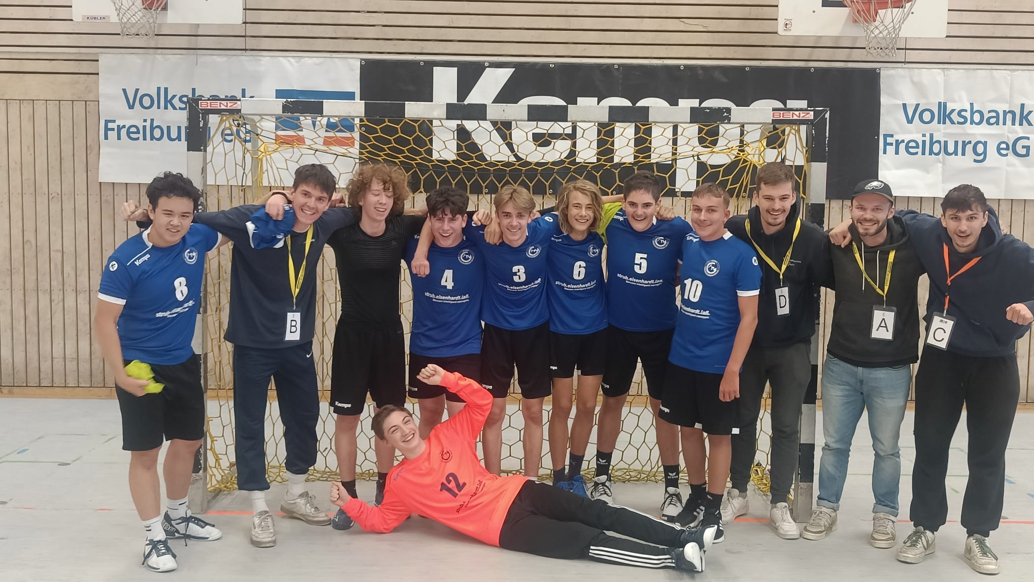 Knapper Derbysieg für die männliche B-Jugend